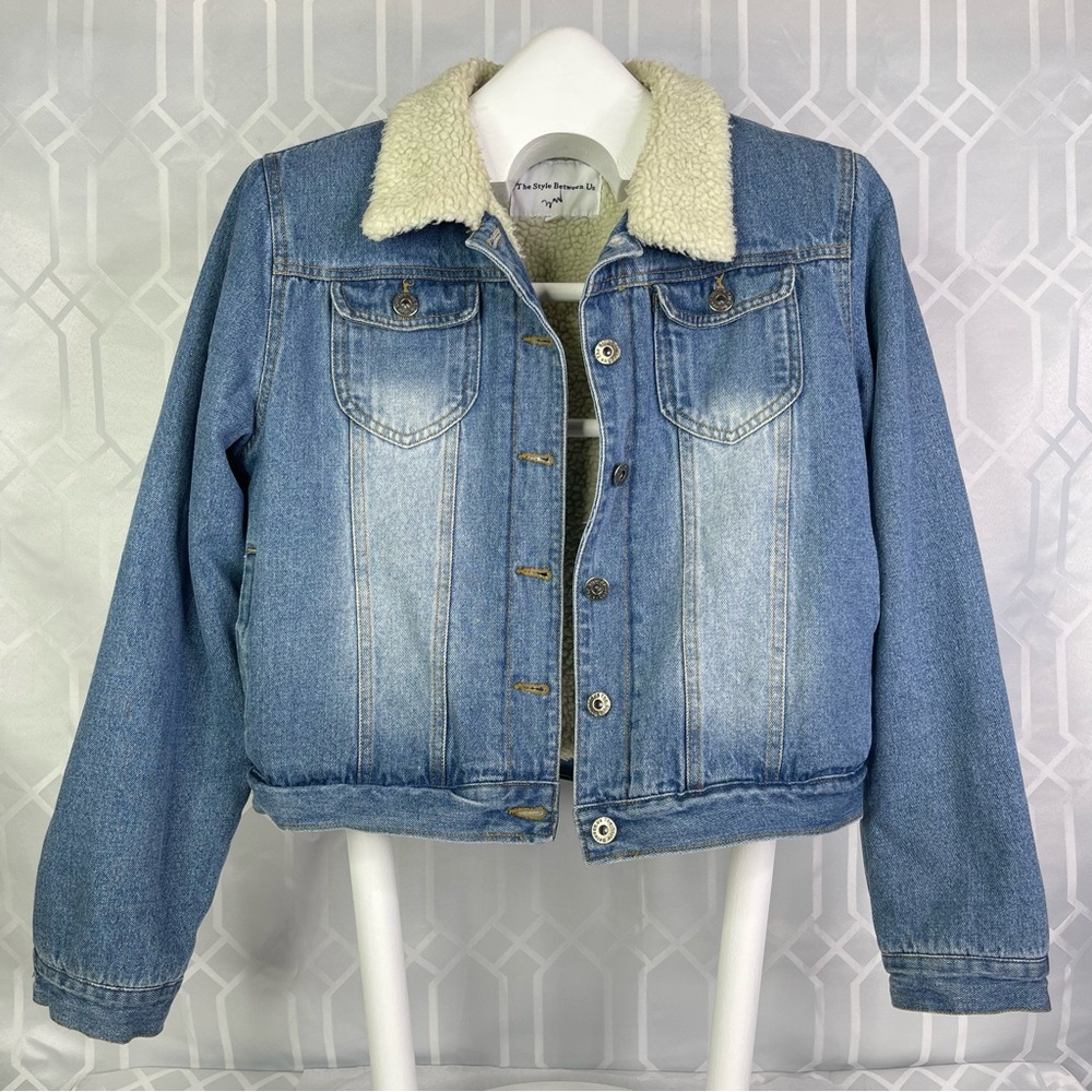 The Style Between Us Cropped Sherpa Fleece Lined Acid Wash Denim Jacket Medium